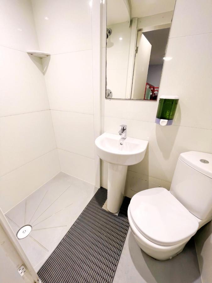 Astor Kensington Hostel London Exteriör bild