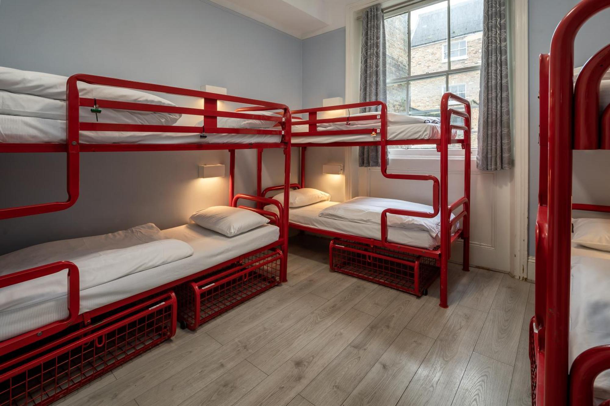 Astor Kensington Hostel London Exteriör bild